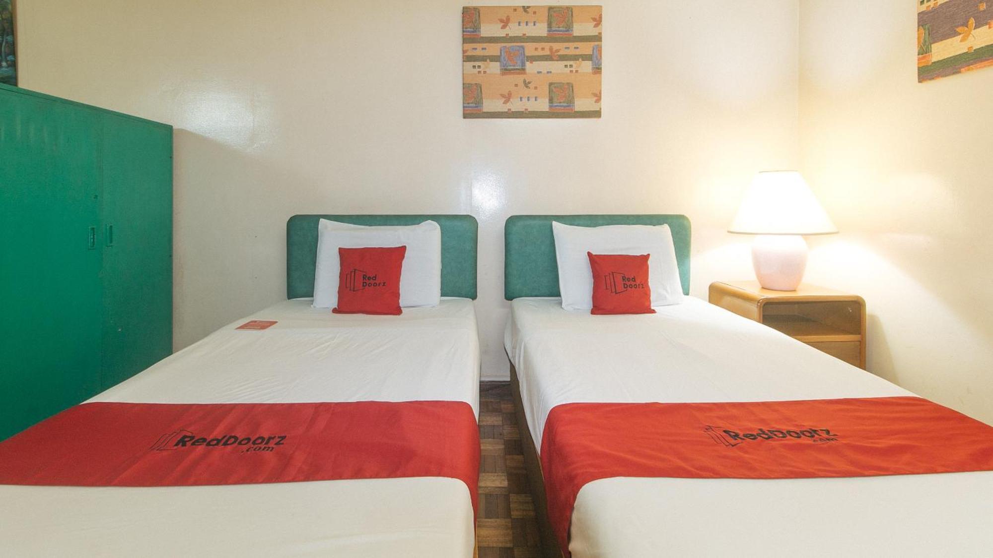 Reddoorz At Broadway Court Apartelle Bandar Quezon Luaran gambar