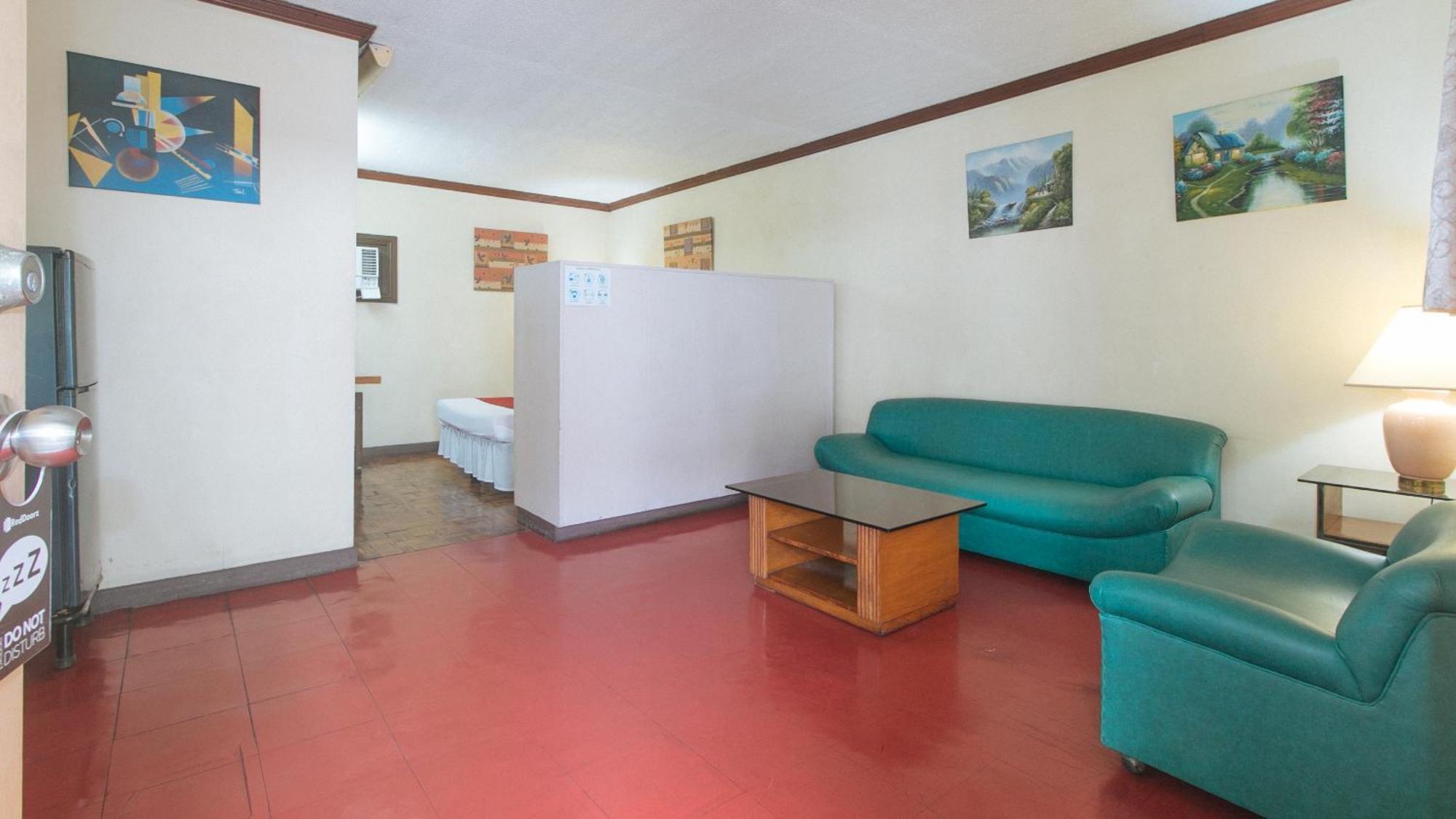 Reddoorz At Broadway Court Apartelle Bandar Quezon Luaran gambar