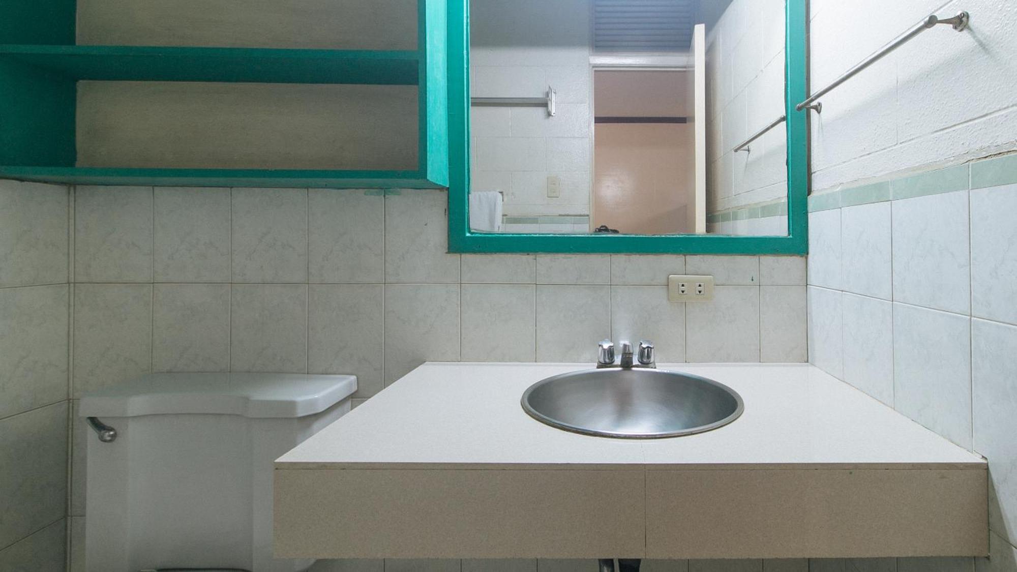 Reddoorz At Broadway Court Apartelle Bandar Quezon Luaran gambar