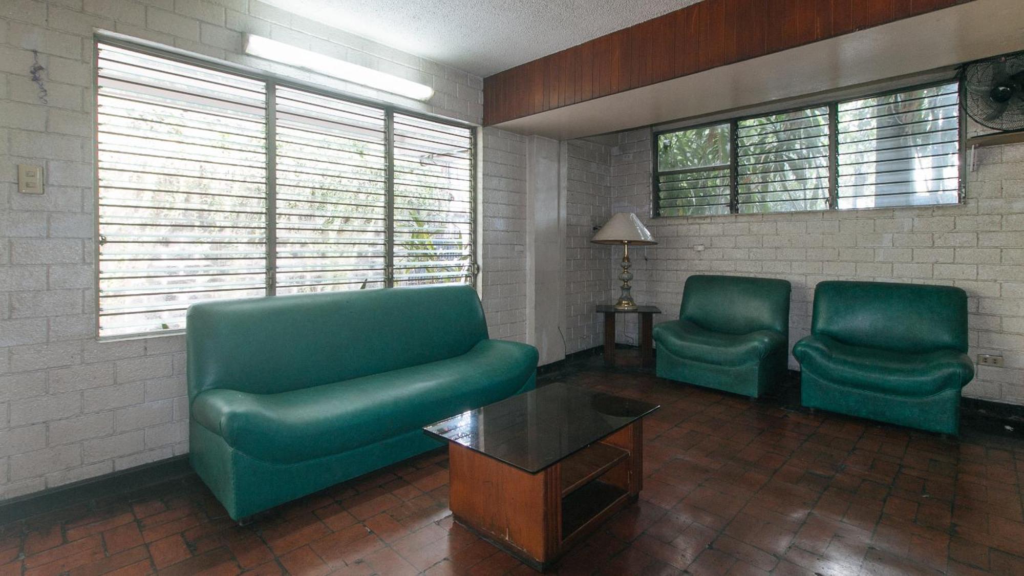 Reddoorz At Broadway Court Apartelle Bandar Quezon Luaran gambar