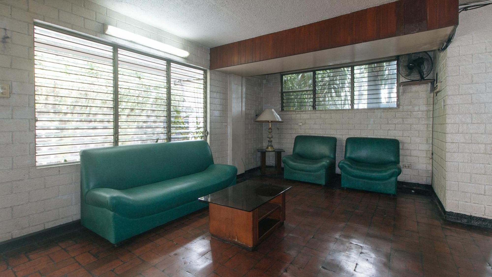 Reddoorz At Broadway Court Apartelle Bandar Quezon Luaran gambar