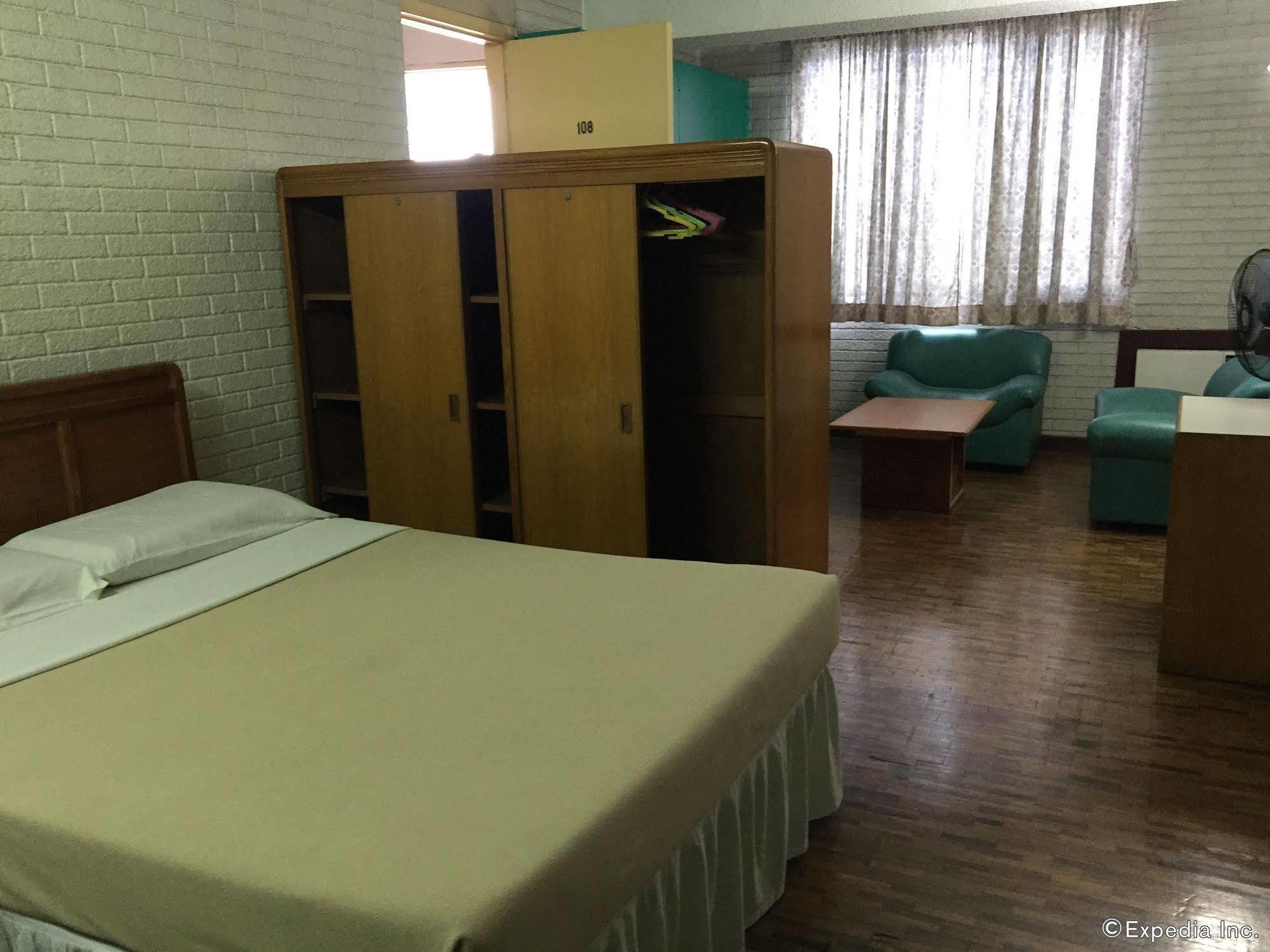 Reddoorz At Broadway Court Apartelle Bandar Quezon Luaran gambar
