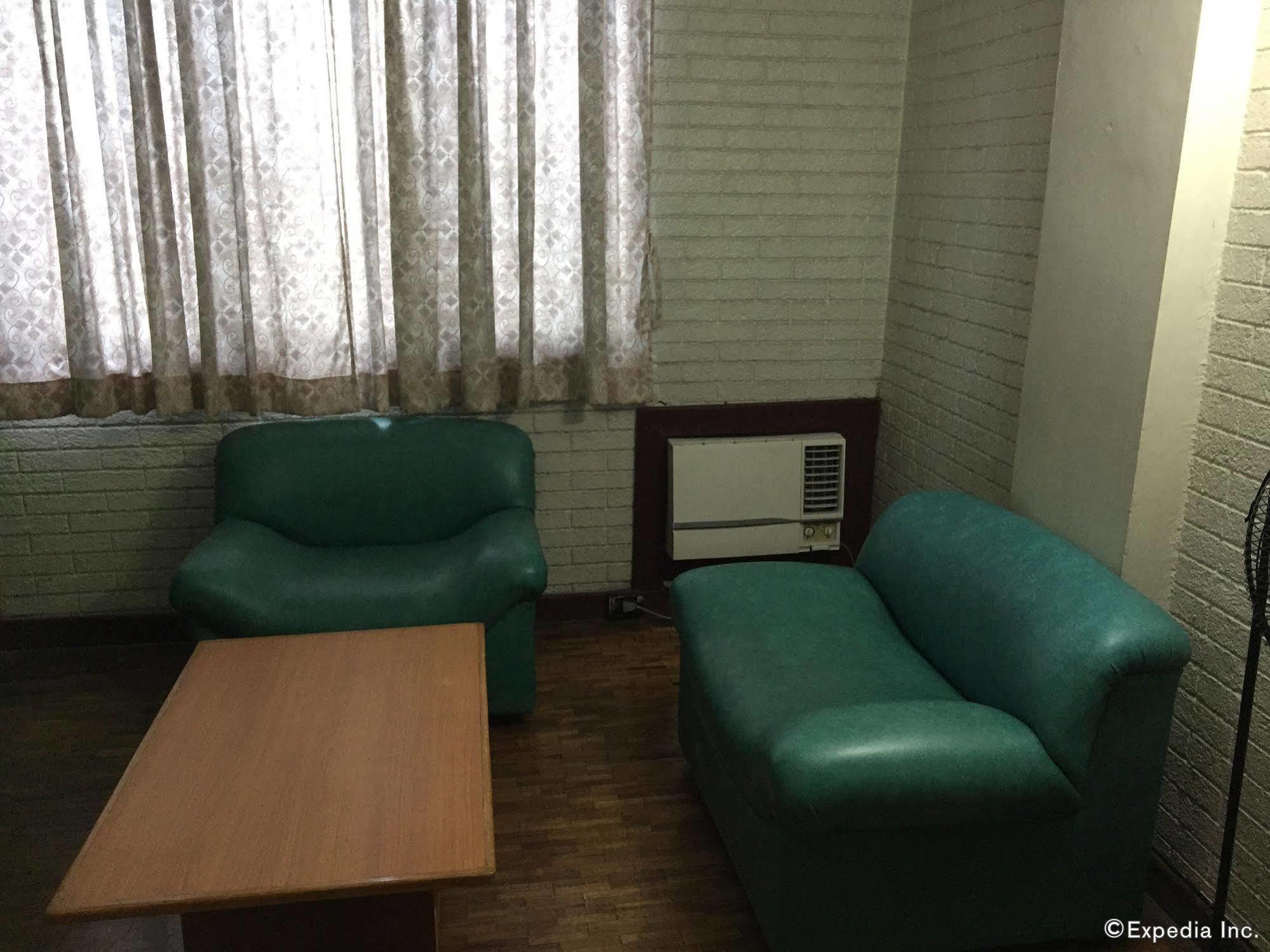 Reddoorz At Broadway Court Apartelle Bandar Quezon Luaran gambar