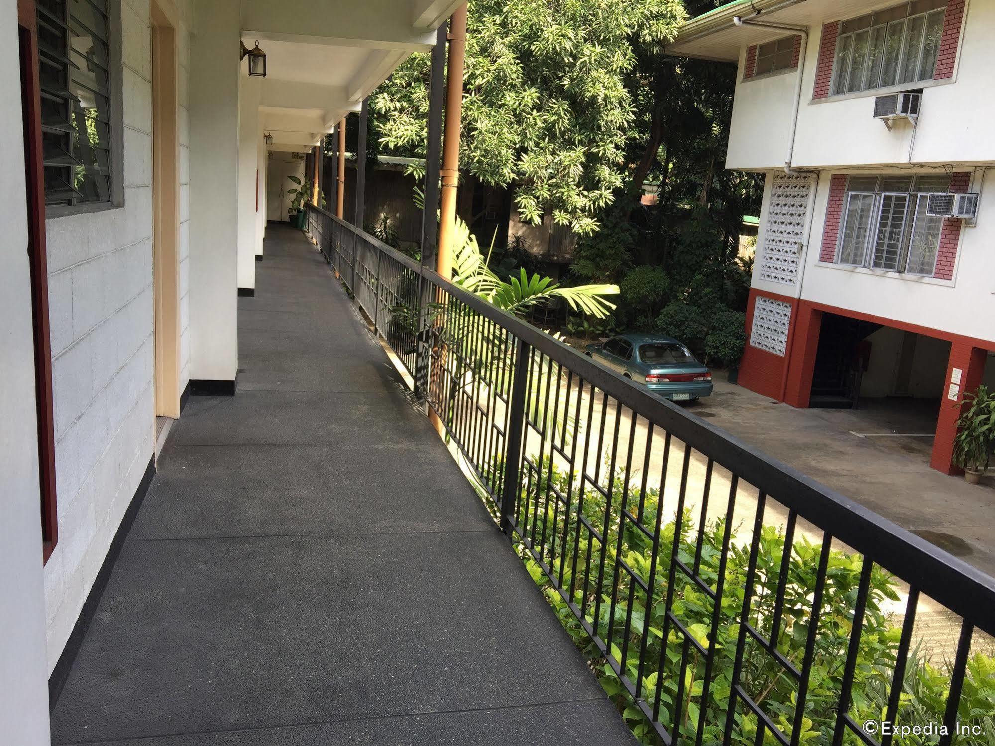 Reddoorz At Broadway Court Apartelle Bandar Quezon Luaran gambar